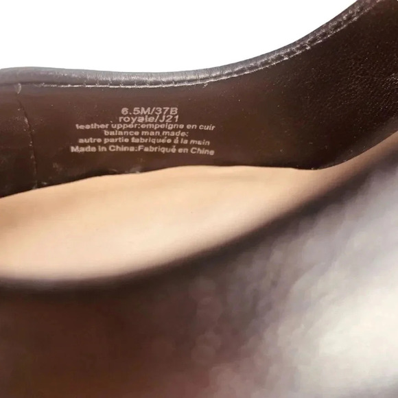 Karl Lagerfeld Paris Royale Smooth Leather Heeled Pumps - Picture 12 of 12